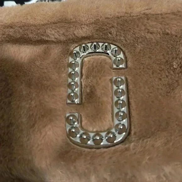 Marc Jacob’s - Picture 3 of 10